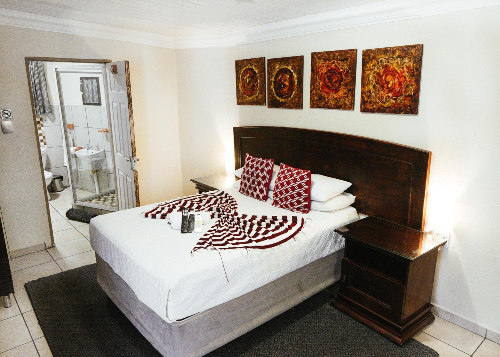 Alojamento de Turismo Selvagem Ehrlichpark Self Catering And *